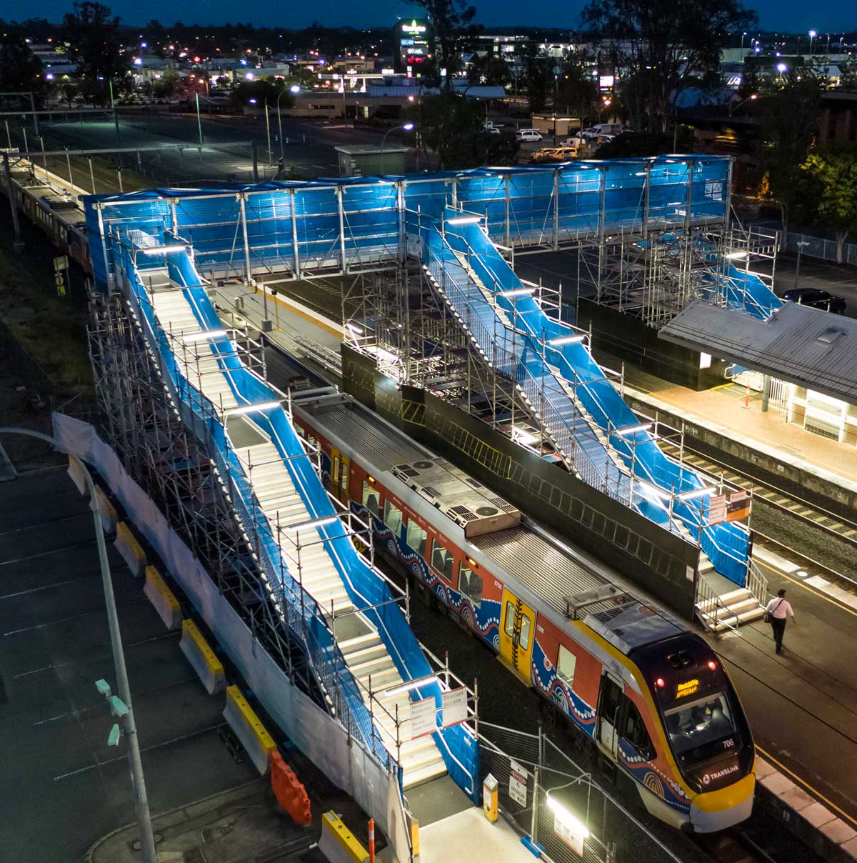 scaffold hire for public access - stair gantry